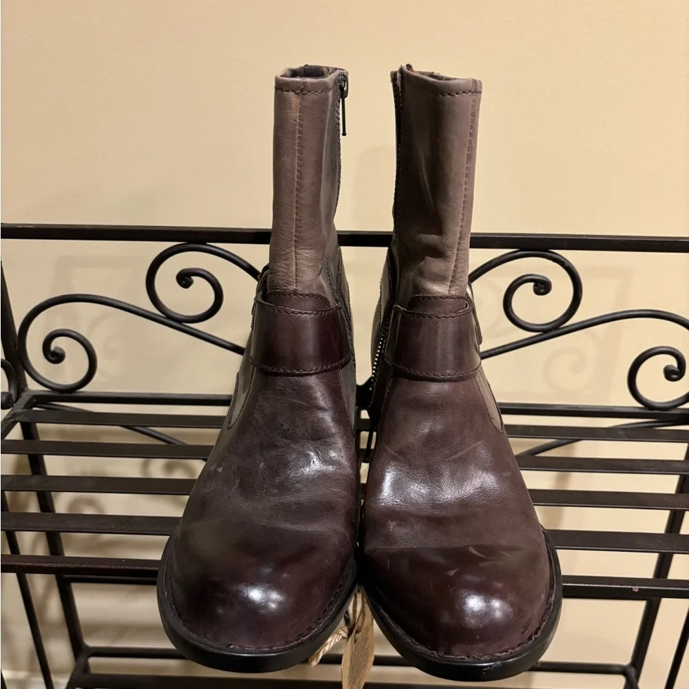 NWOT Born Leather Ankle Boots 7.5M - Picture 5 of 6
